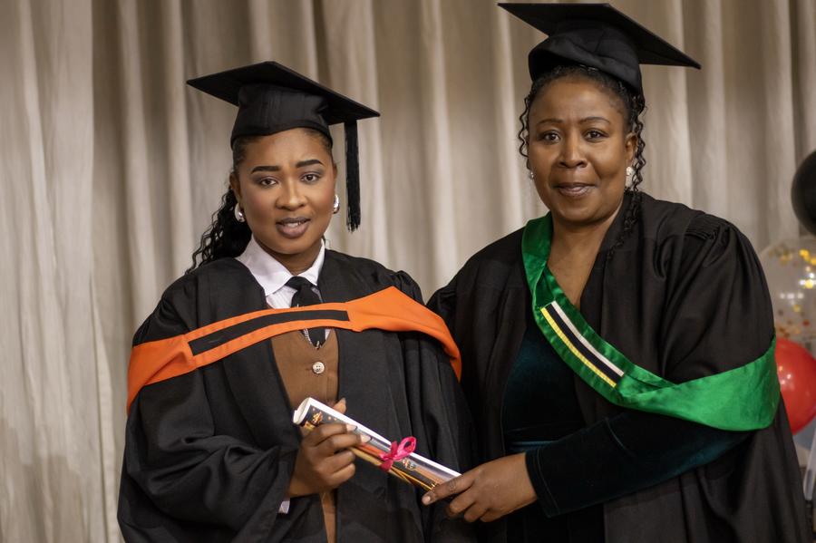 Graduate and lecturer with a Centrum Technical College certificate